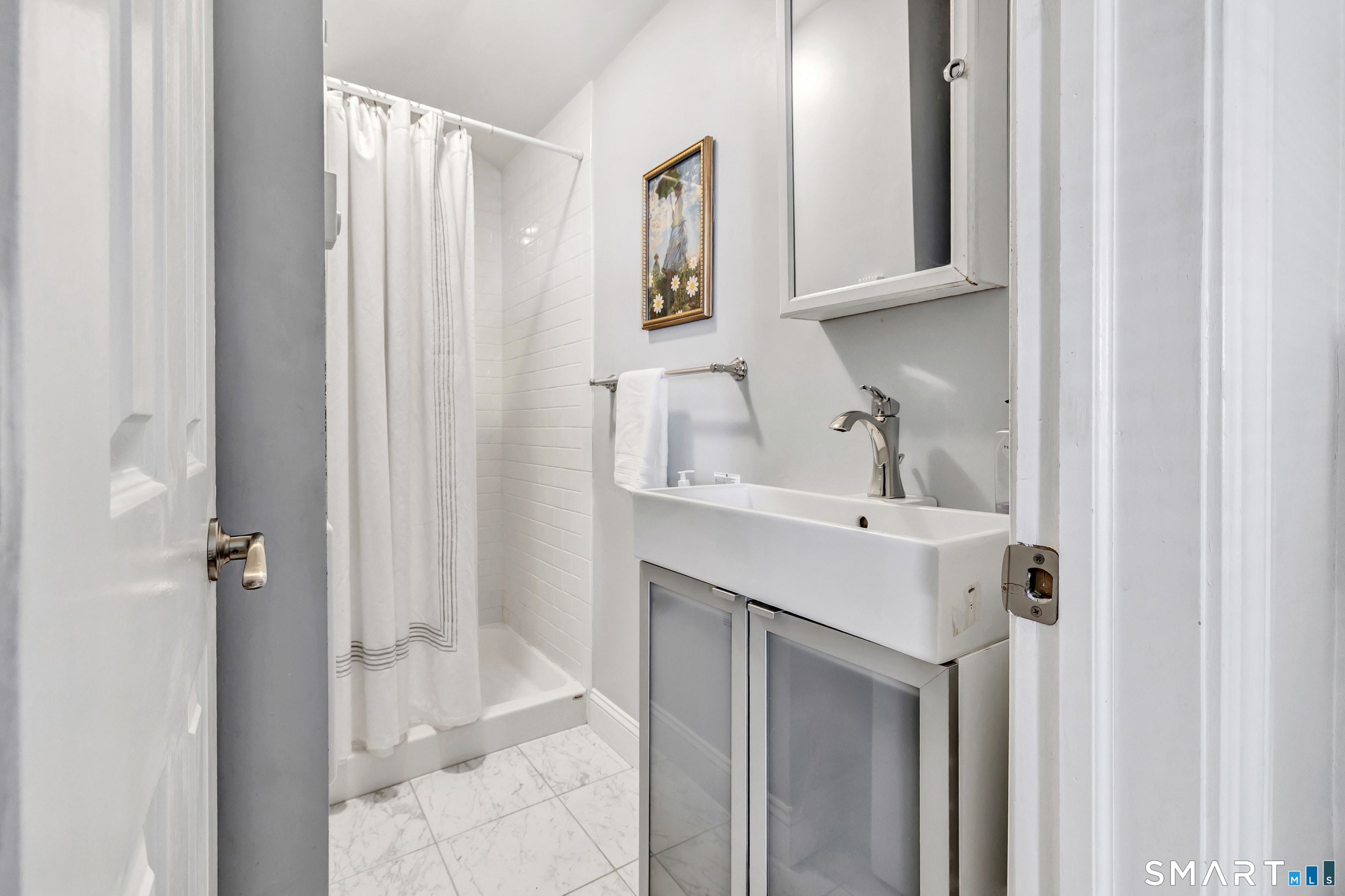 16 Mayflower Circle Fairfield CT 06824