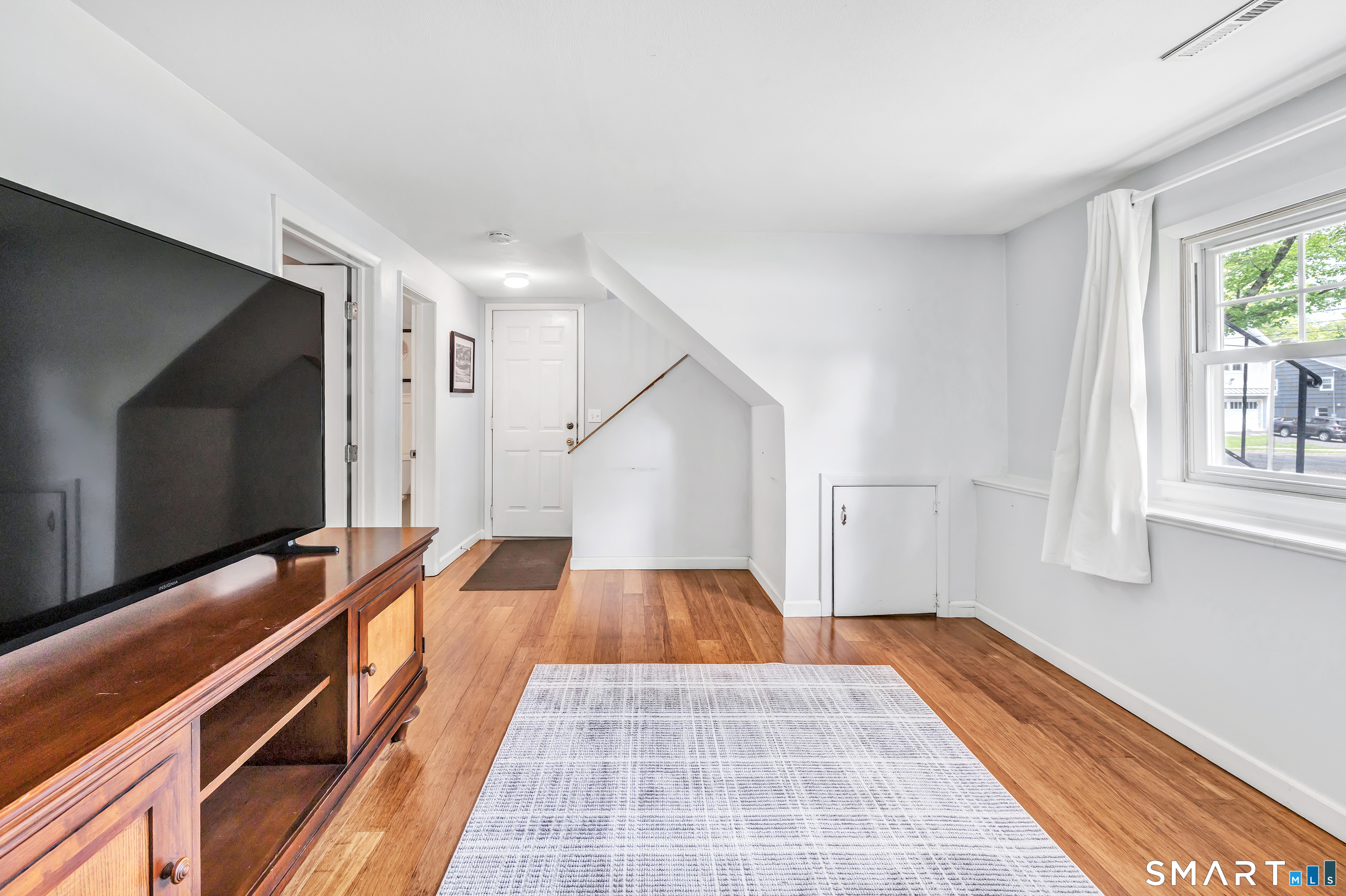 16 Mayflower Circle Fairfield CT 06824