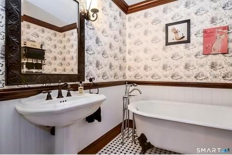 431 West Wakefield Boulevard Winchester CT 06098