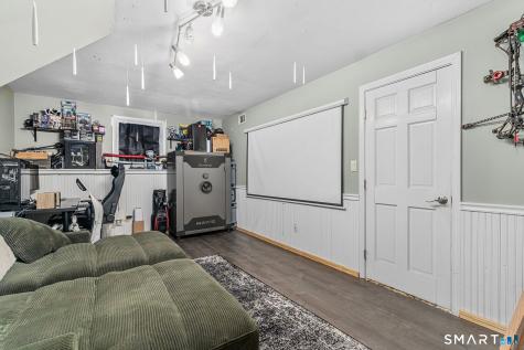 342 South Elm Street Windsor Locks CT 06096