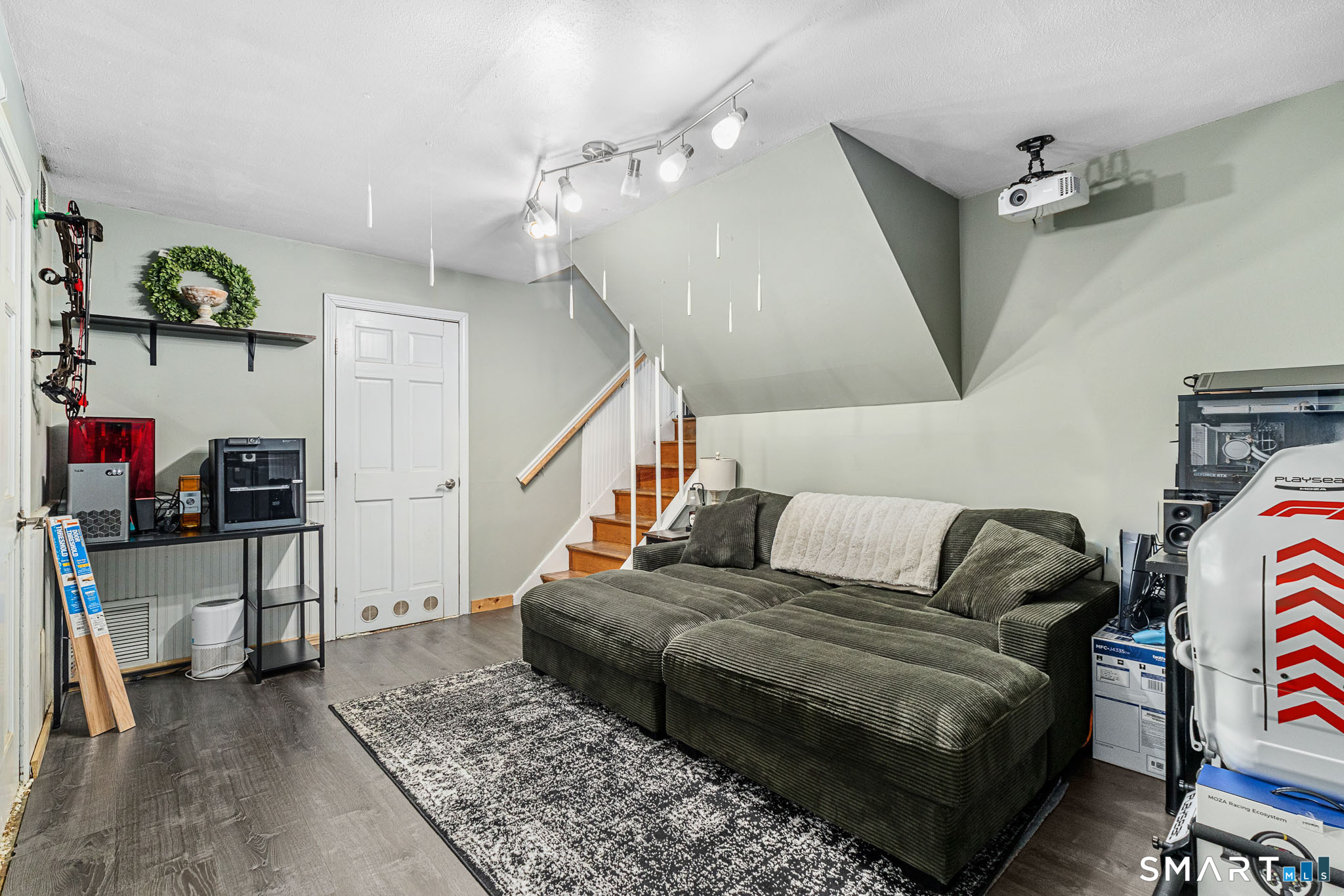 342 South Elm Street Windsor Locks CT 06096