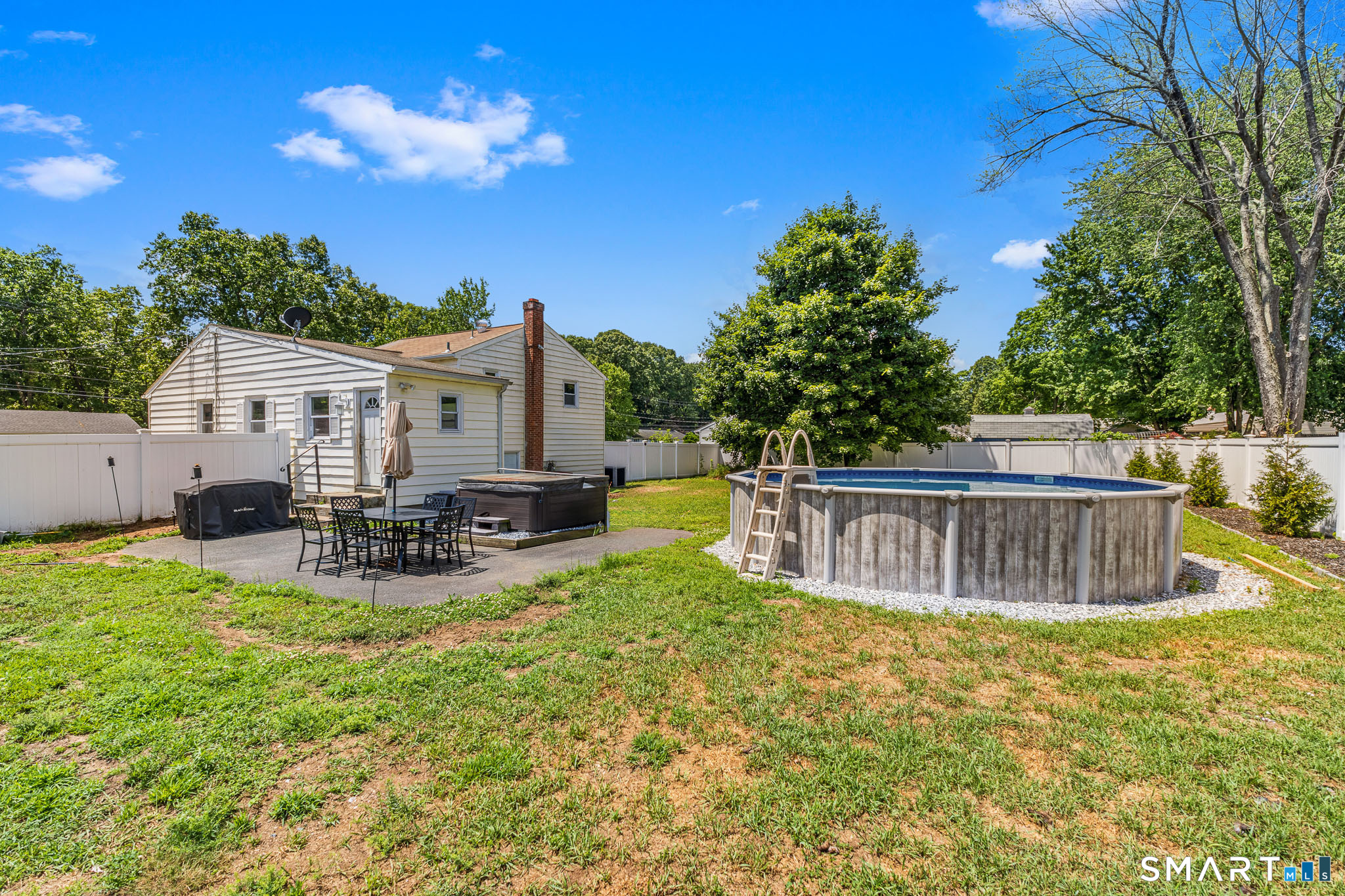 342 South Elm Street Windsor Locks CT 06096