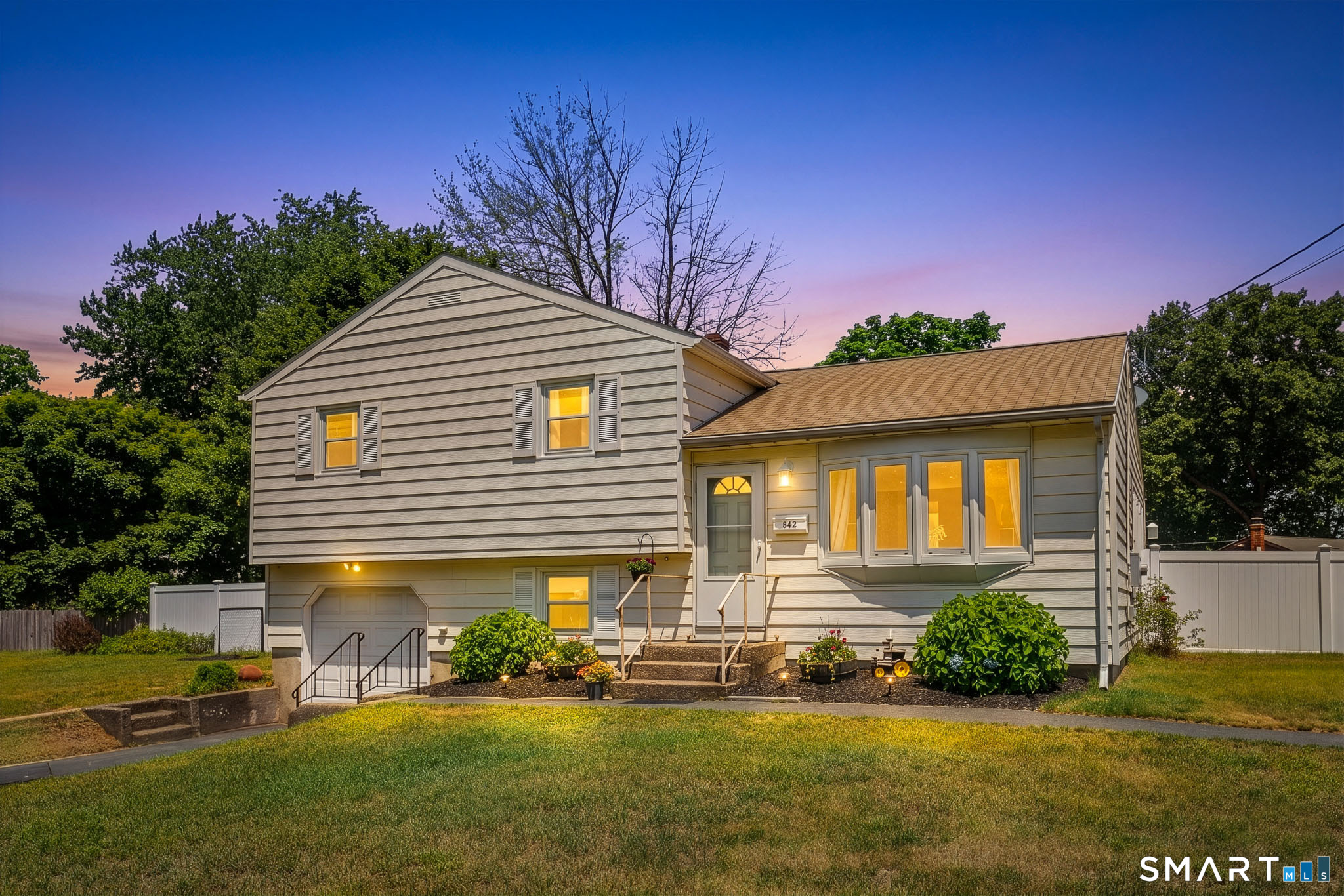 342 South Elm Street Windsor Locks CT 06096