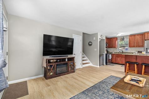 342 South Elm Street Windsor Locks CT 06096