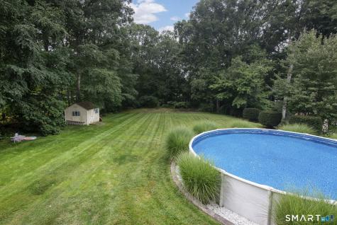 25 Fleetwood Road Bristol CT 06010