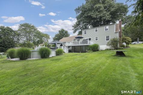 25 Fleetwood Road Bristol CT 06010