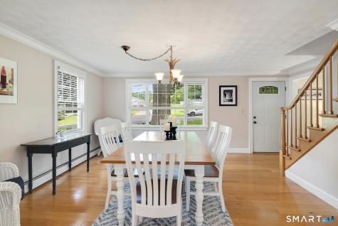 25 Fleetwood Road Bristol CT 06010