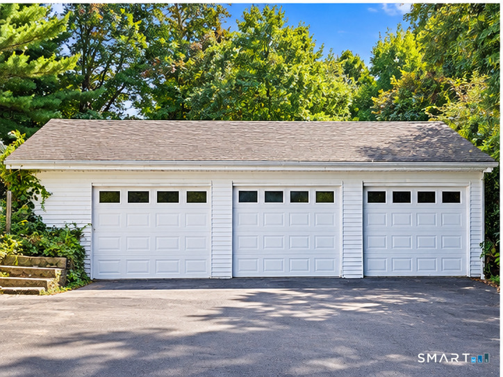 23 Coach Circle Windsor CT 06095