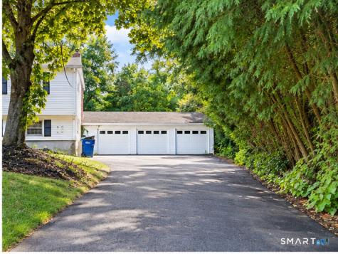 23 Coach Circle Windsor CT 06095