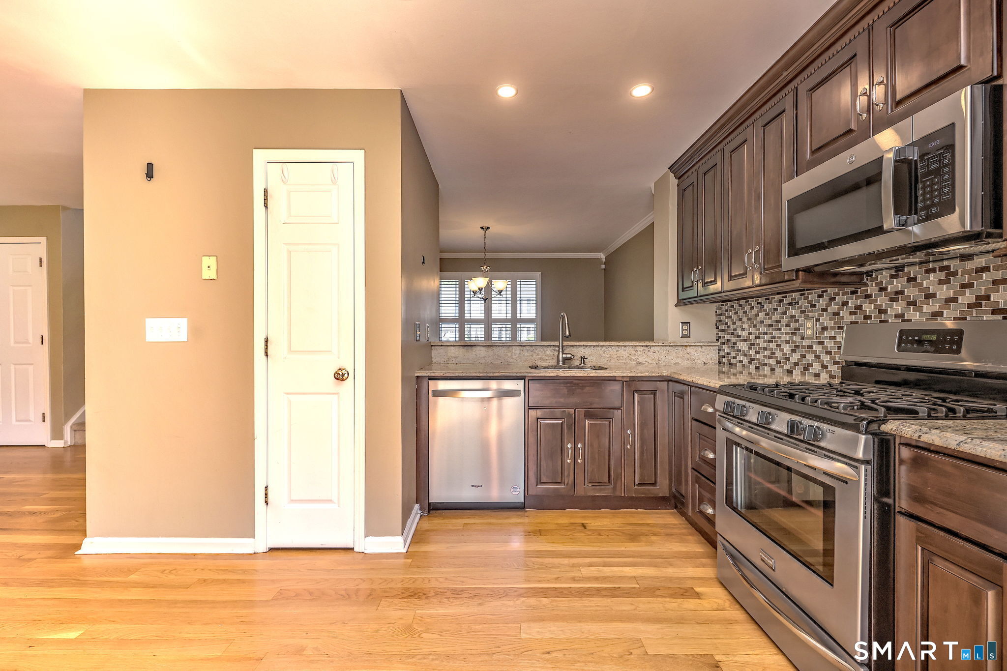 33 Acorn Lane Milford CT 06461