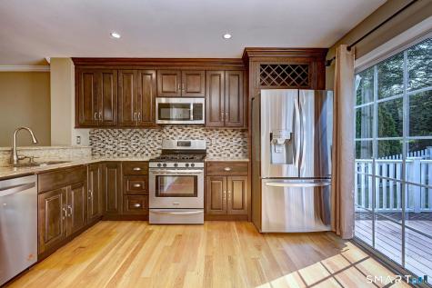 33 Acorn Lane Milford CT 06461