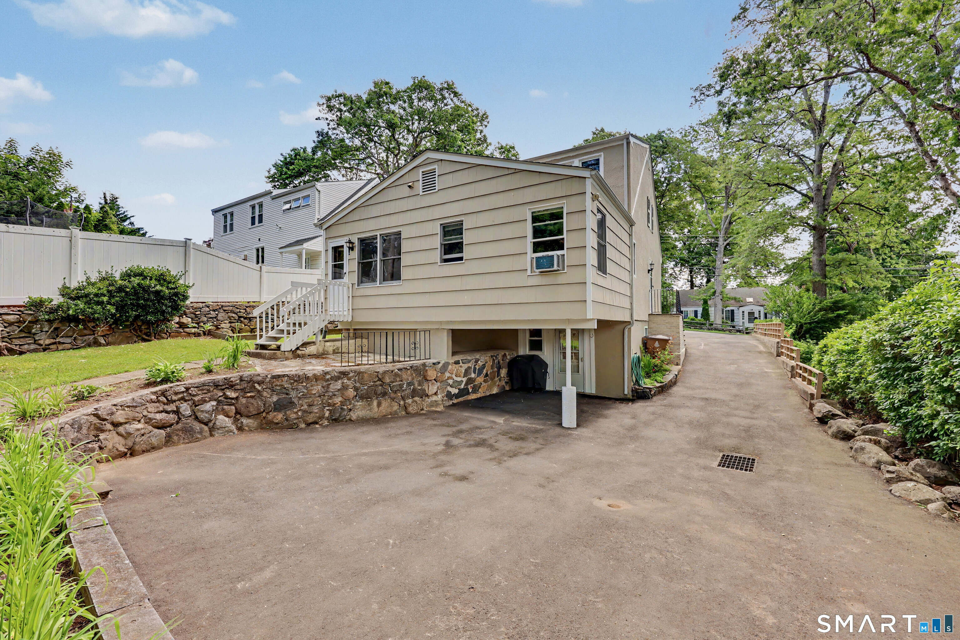 170 Dunn Avenue Stamford CT 06905