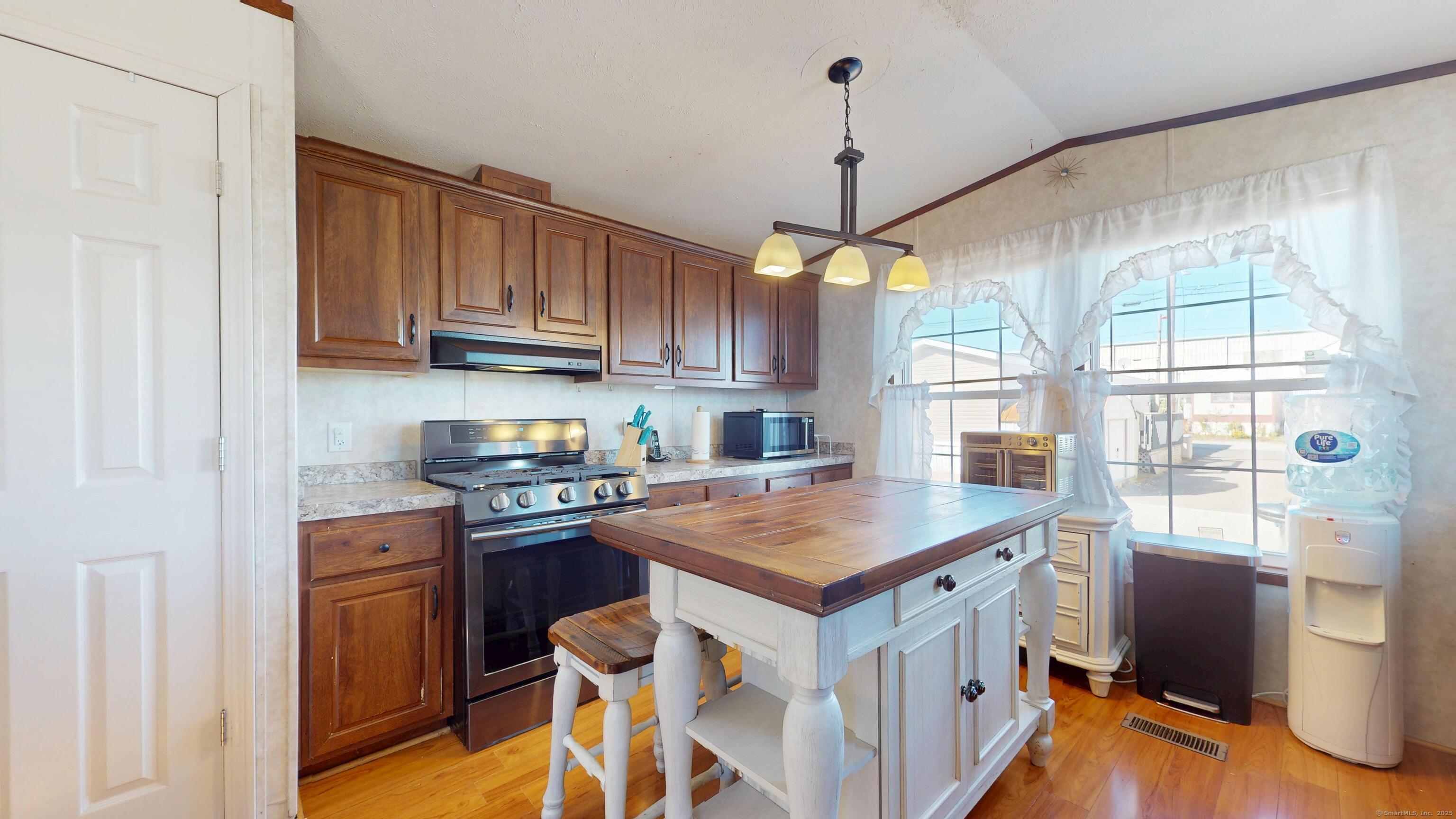 441 Main Street East Hartford CT 06118