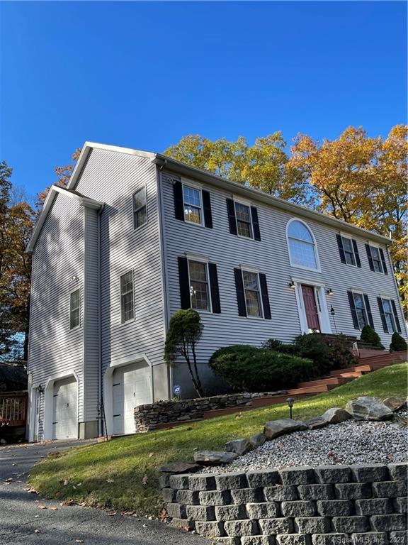 16 Mockingbird Lane New Milford CT 06776