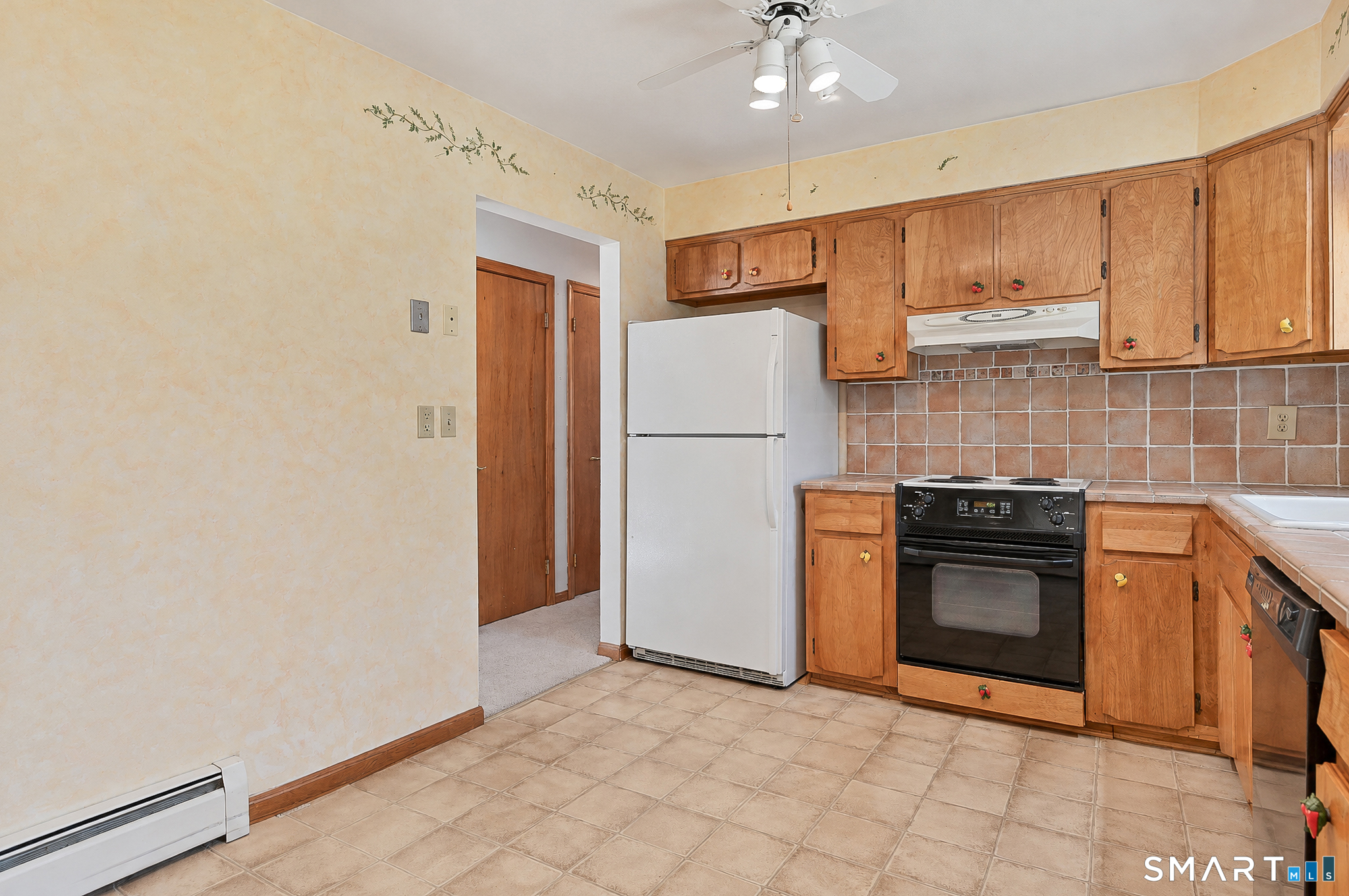 2 Madison Drive Newtown CT 06470