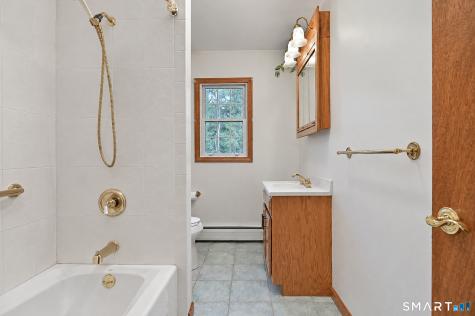 2 Madison Drive Newtown CT 06470