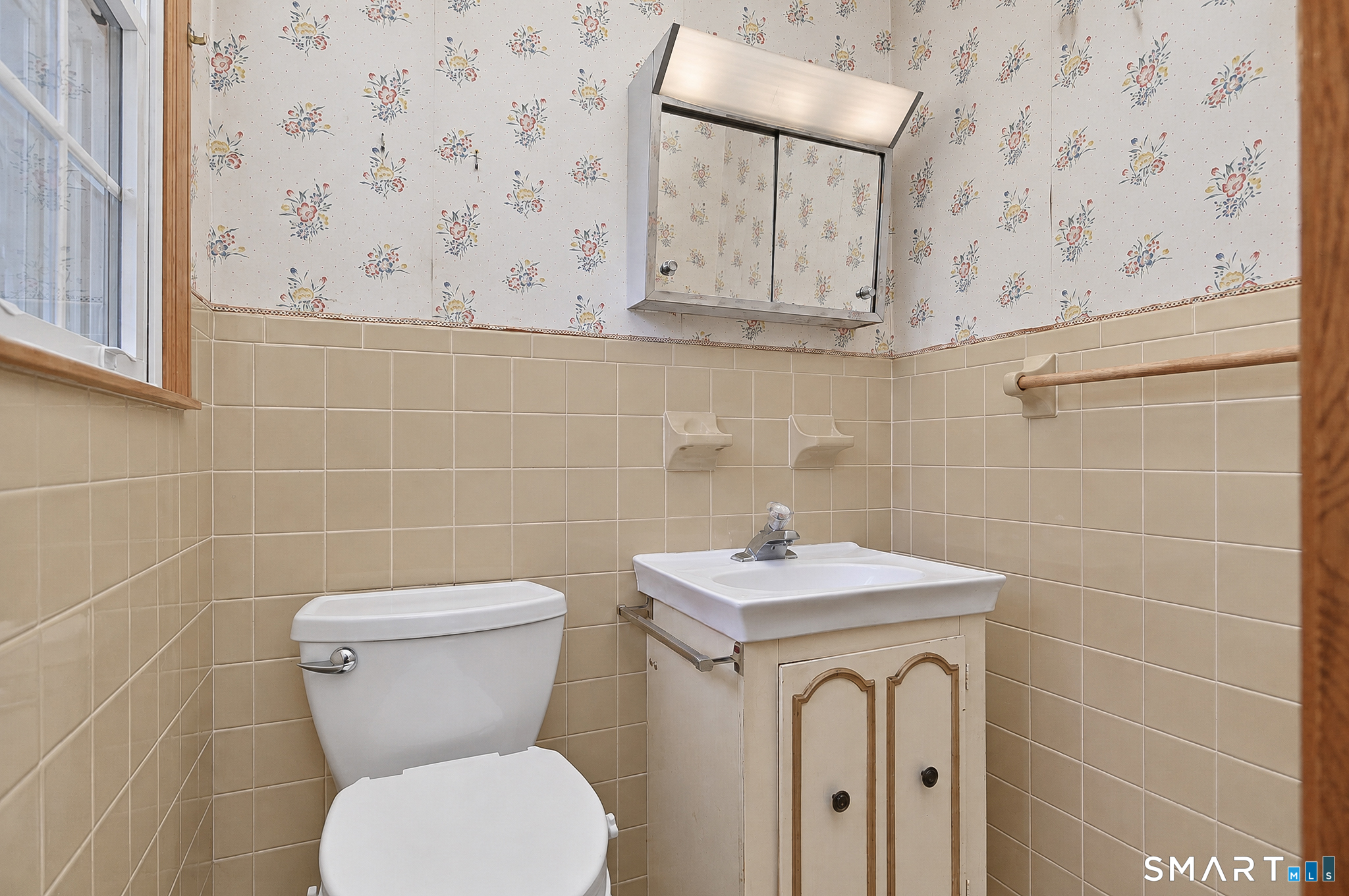 2 Madison Drive Newtown CT 06470