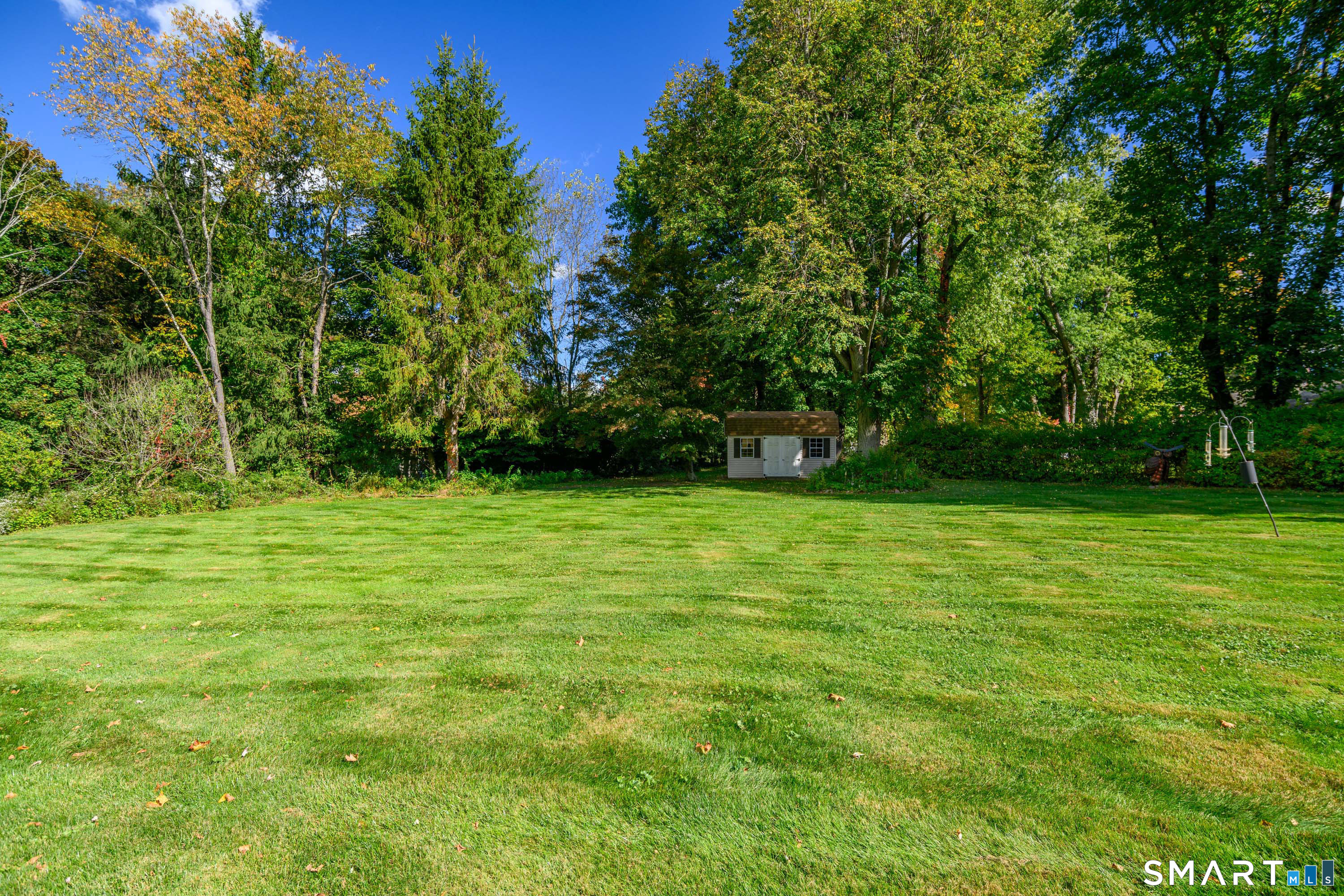2 Madison Drive Newtown CT 06470