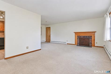 2 Madison Drive Newtown CT 06470