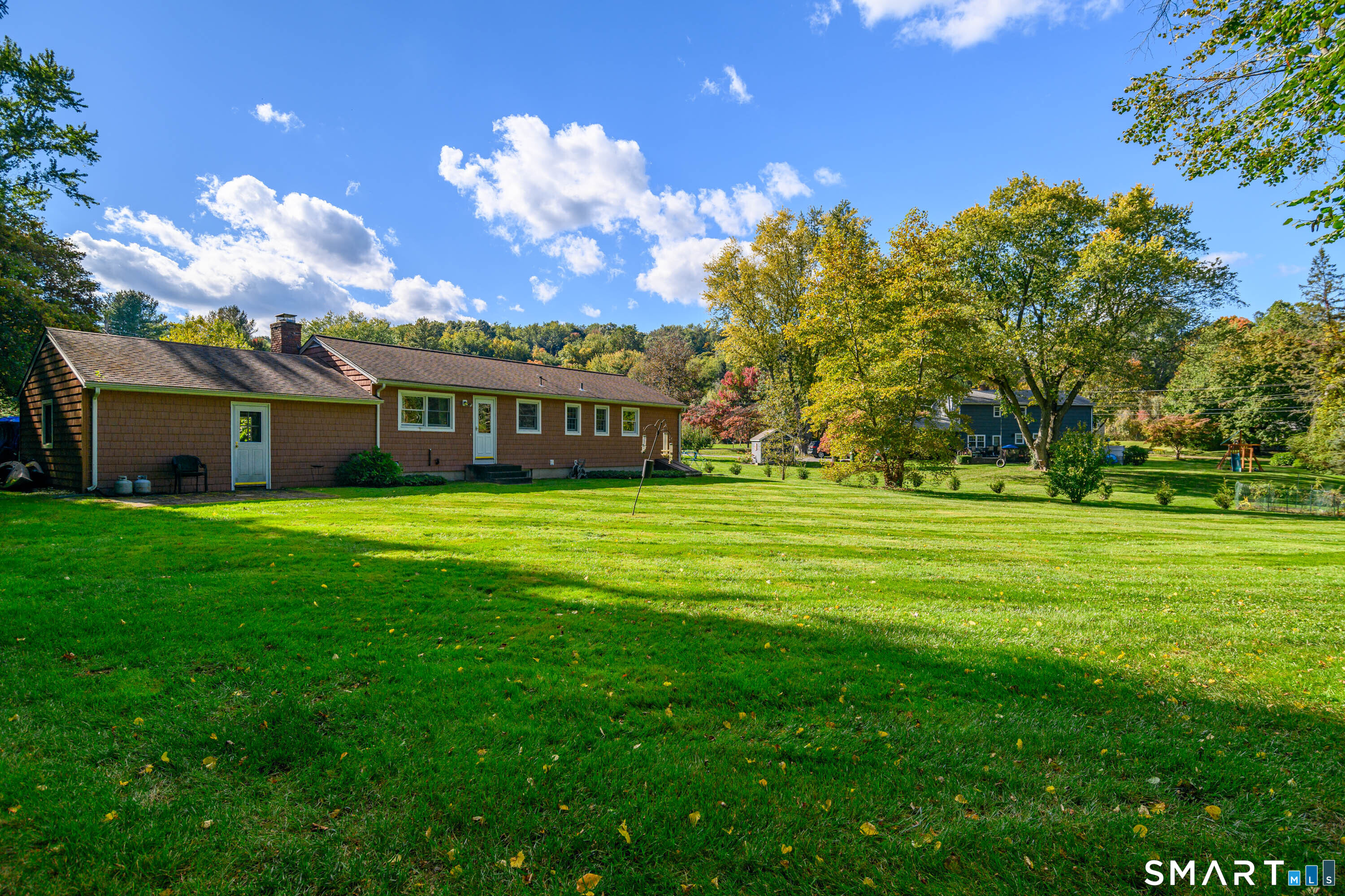 2 Madison Drive Newtown CT 06470