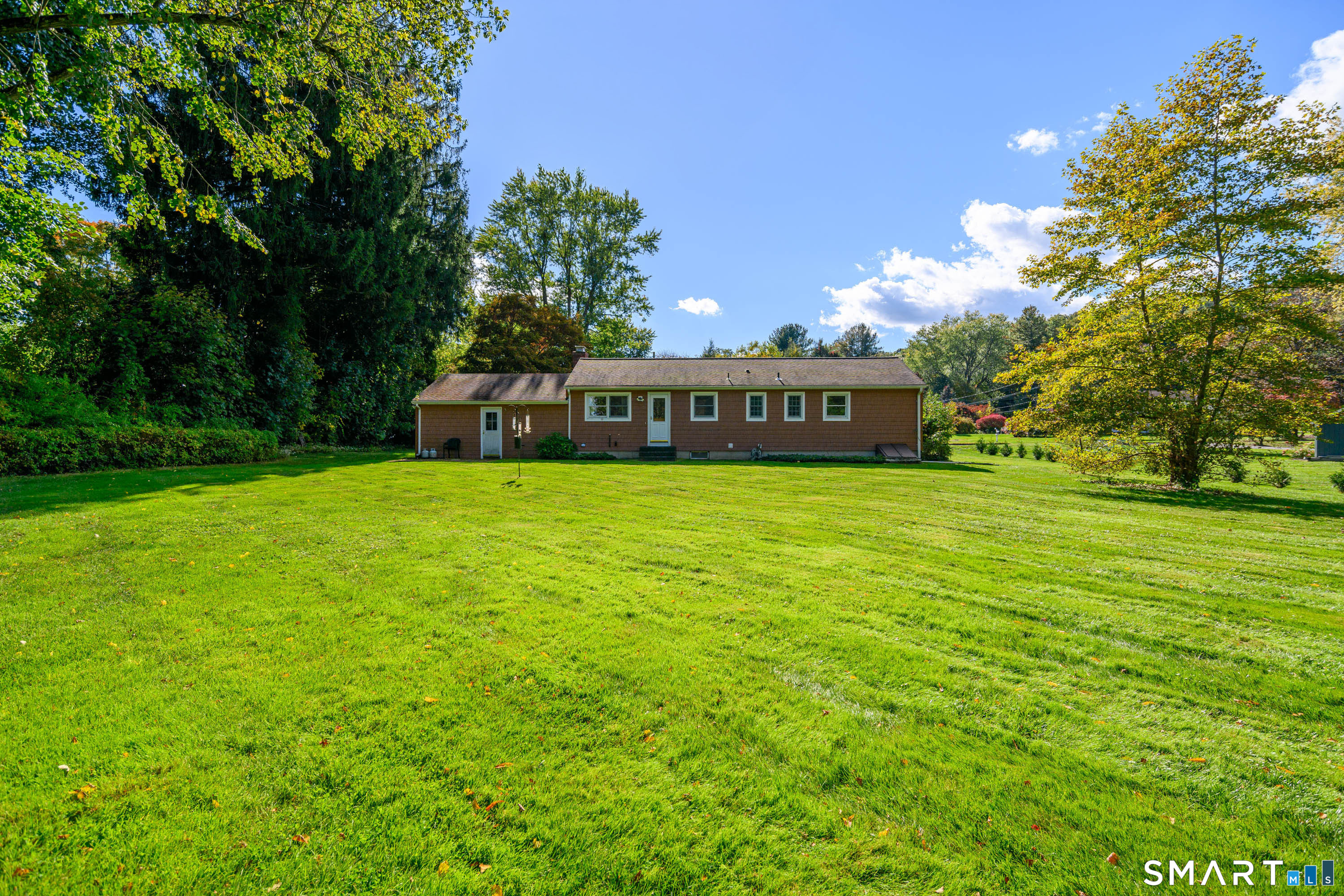 2 Madison Drive Newtown CT 06470