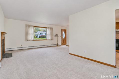 2 Madison Drive Newtown CT 06470