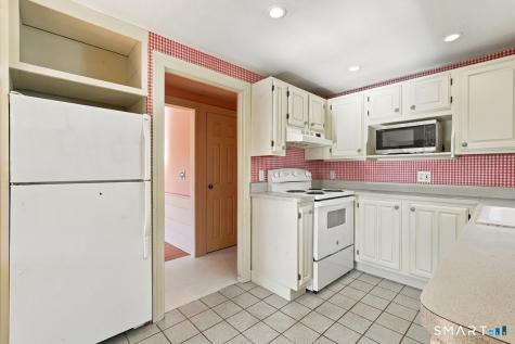 21 South Main Street Newtown CT 06470