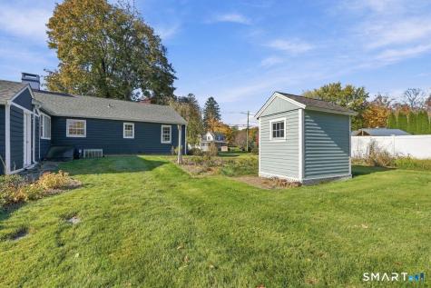 21 South Main Street Newtown CT 06470