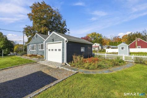 21 South Main Street Newtown CT 06470