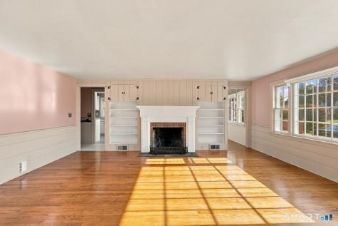 21 South Main Street Newtown CT 06470