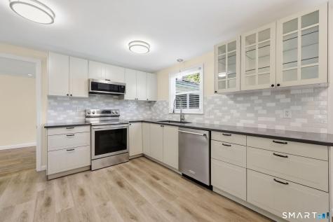2 Belinda Lane Enfield CT 06082