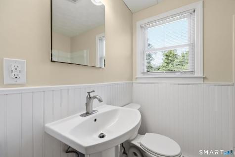 2 Belinda Lane Enfield CT 06082