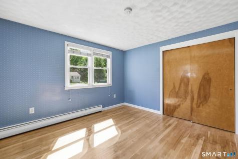 2 Belinda Lane Enfield CT 06082
