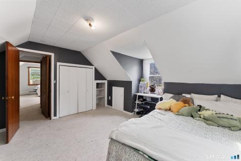 11 Lexington Avenue Norwich CT 06360