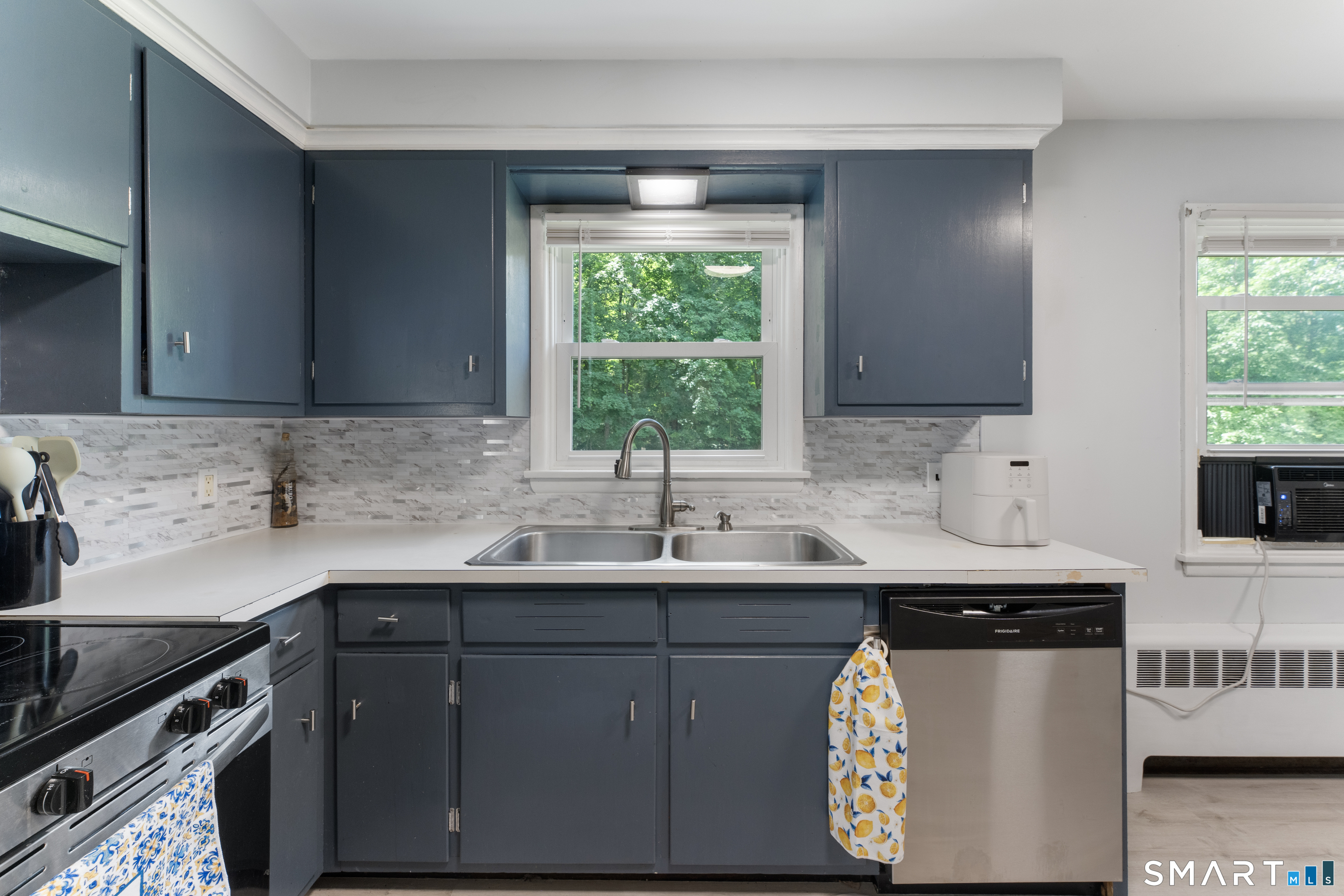 11 Lexington Avenue Norwich CT 06360