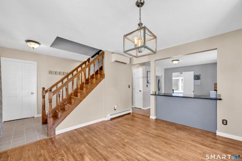 15 Ridgewood Street Bristol CT 06010
