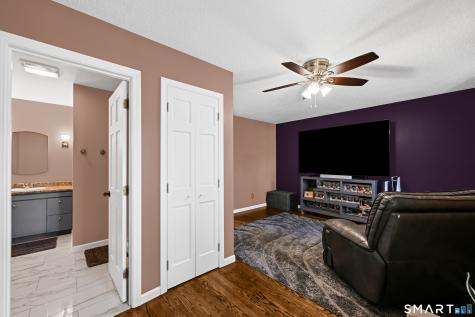 15 Ridgewood Street Bristol CT 06010