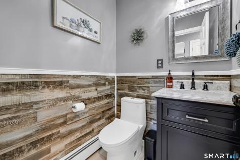 15 Ridgewood Street Bristol CT 06010