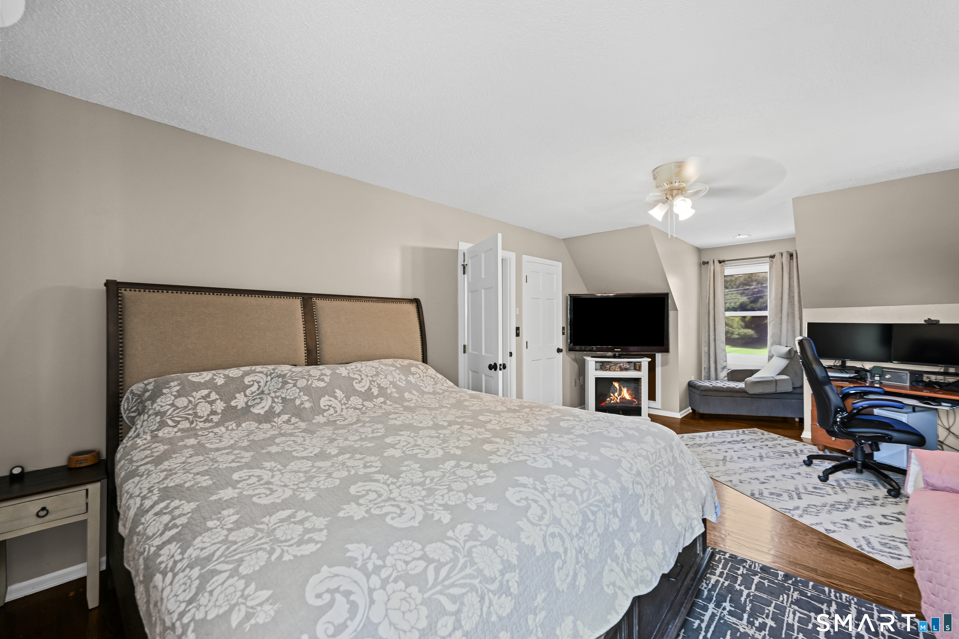 15 Ridgewood Street Bristol CT 06010