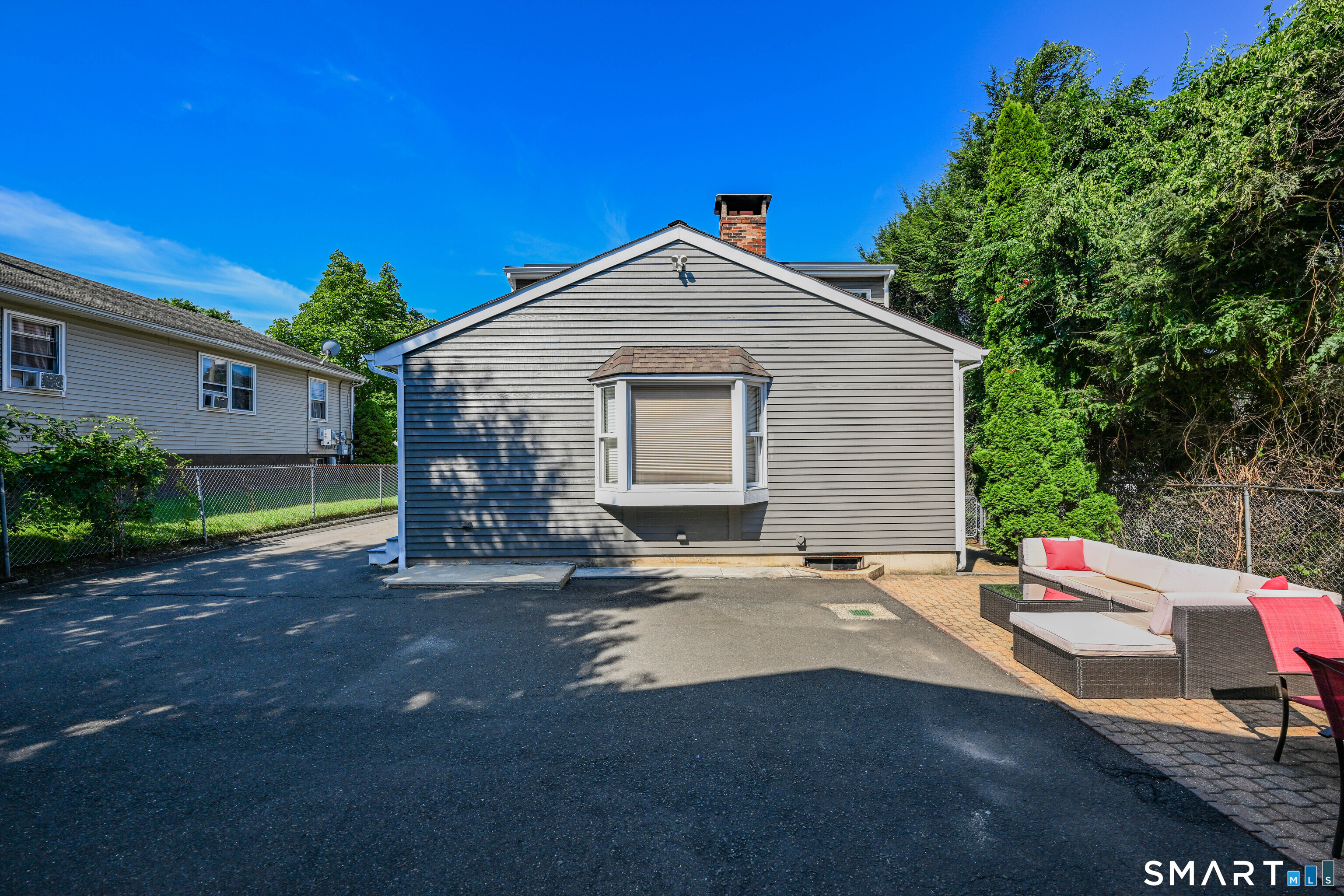 15 Ridgewood Street Bristol CT 06010