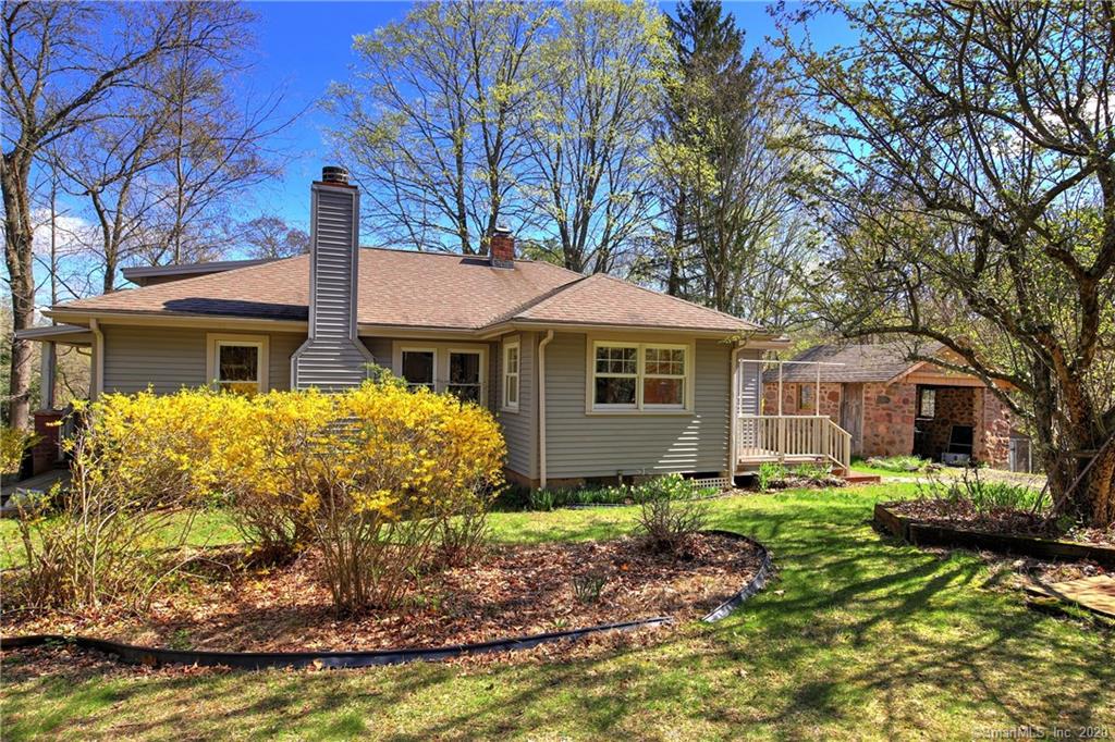 335 Paradise Avenue Hamden CT 06514