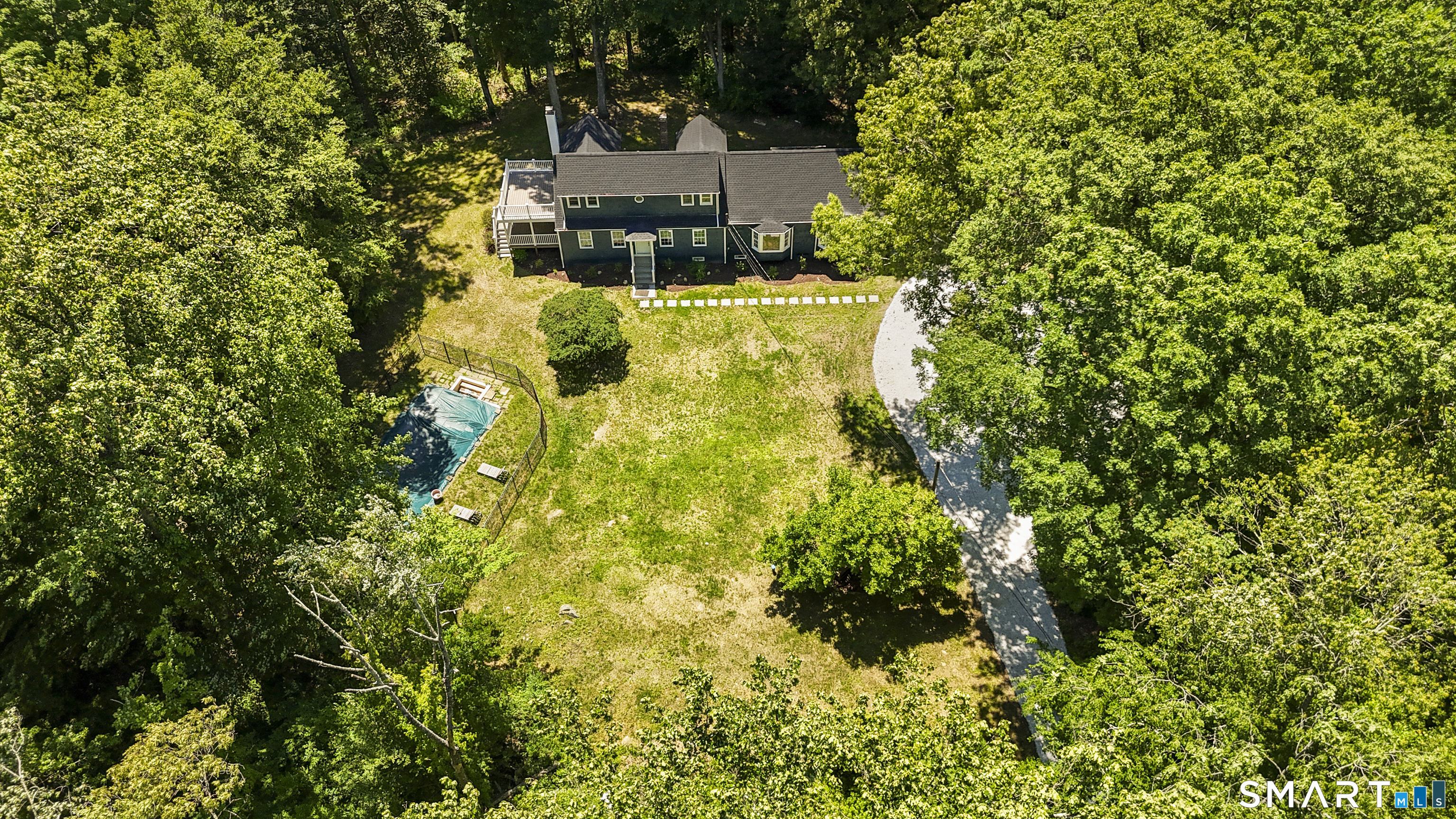 33 Old Stagecoach Road Redding CT 06896