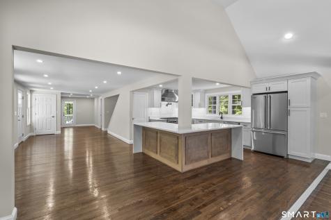 33 Old Stagecoach Road Redding CT 06896