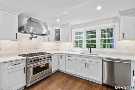 33 Old Stagecoach Road Redding CT 06896