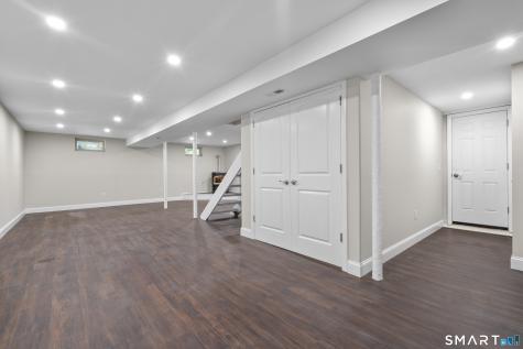 33 Old Stagecoach Road Redding CT 06896