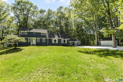 33 Old Stagecoach Road Redding CT 06896