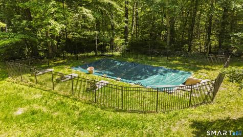 33 Old Stagecoach Road Redding CT 06896