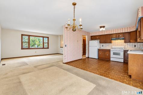25 Benjamin Way South Windsor CT 06074
