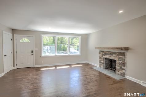 437 Middle Road Turnpike Woodbury CT 06798