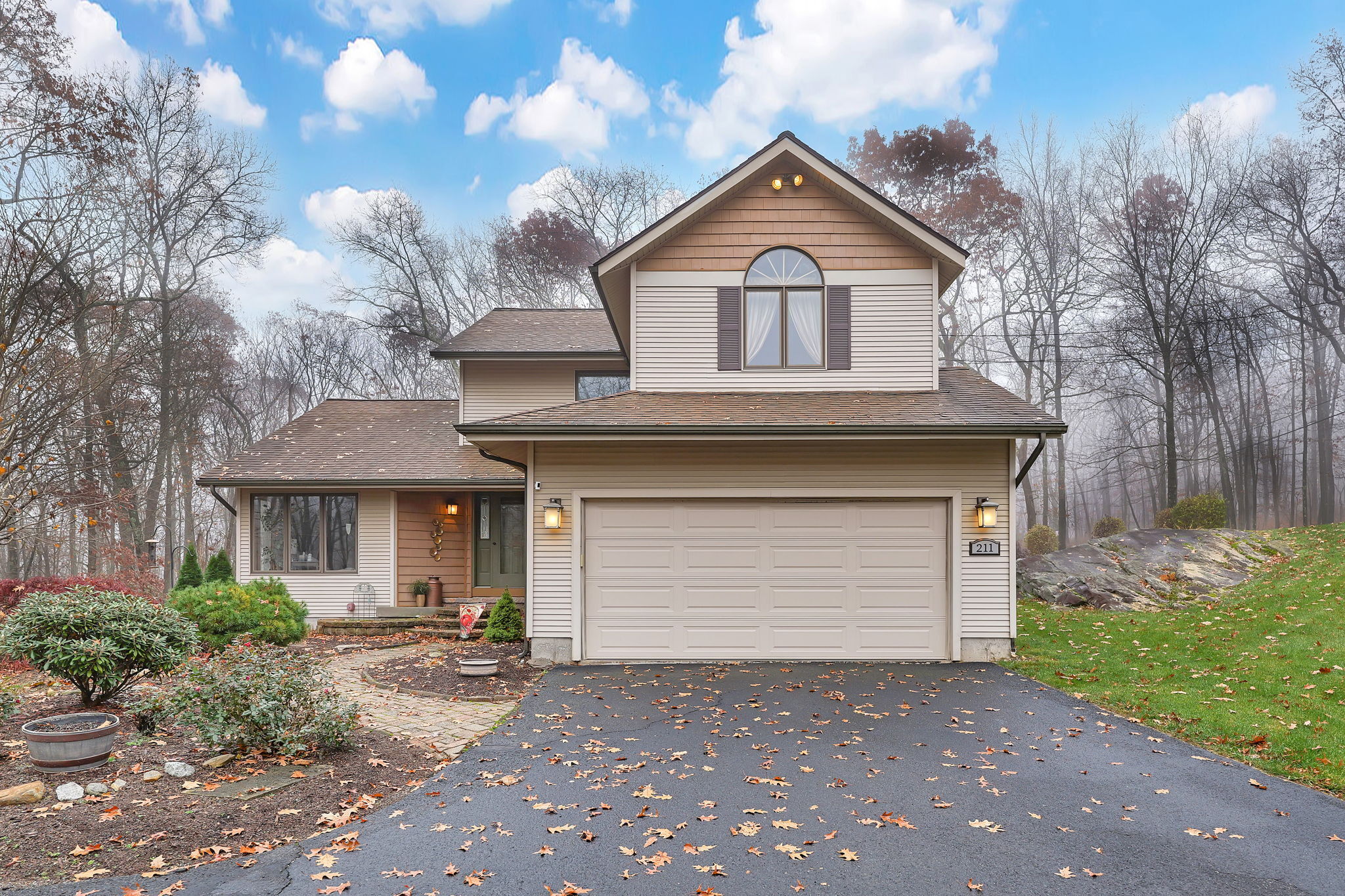 211 Old Post Road Tolland CT 06084